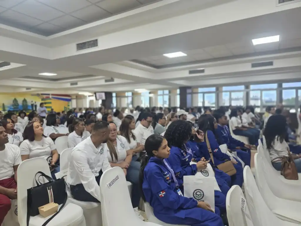 IPPDR in Dominican Republic Cyber Education and Mental Health, over 240 youth attended