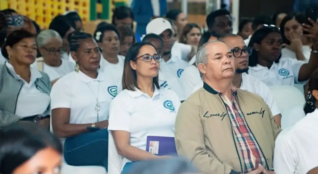 IPPDR in Dominican Republic Cyber Education and Mental Health