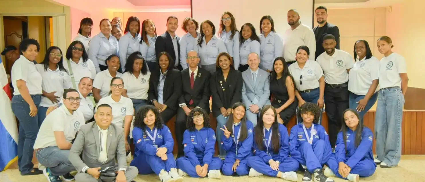 IPPDR in Dominican Republic Cyber Education and Mental Health